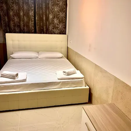 Stella Bed & Breakfast *